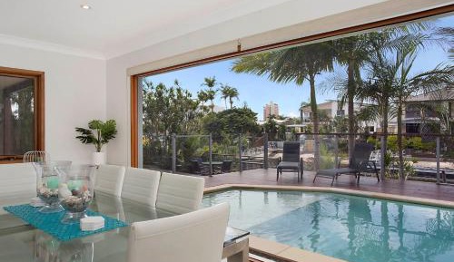 Six-Bedroom Holiday Home