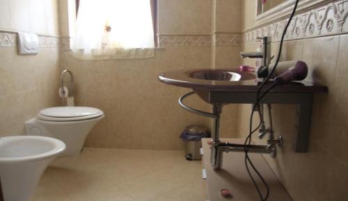 Double or Twin Room with Bathroom