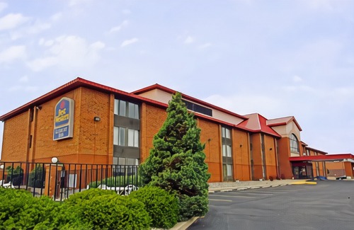 Saint Marys  Allen County Hotel | Best Western Luxbury Inn Fort Wayne