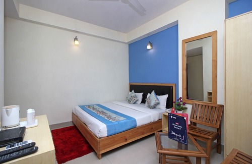Jasola Hotel | OYO 9046 Hotel Metro Star