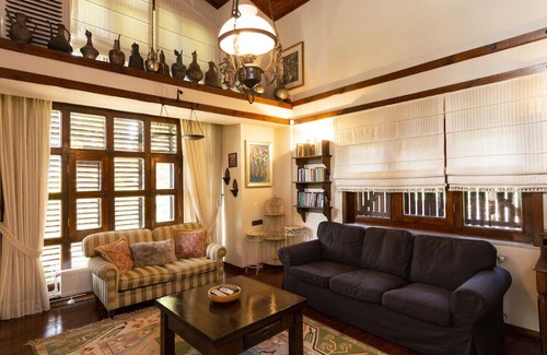 Sapanca Villa | Secluded Villa with Pool in Sapanca near Kartepe