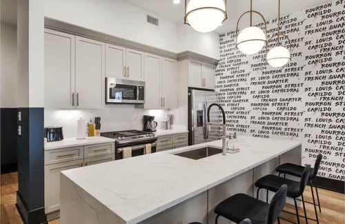Central Business District House | Roami at The Brandywine | Heated Pool |4 Bed Combo