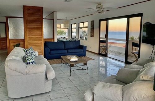 Punta Leona House | Beautiful Ocean View House in Punta Leona - less than 5 minutes to the beach!