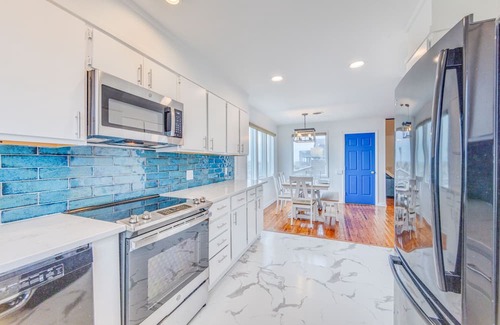 Hatteras House | On Special - Oceanfront Dog Friendly Home with Nearby Access to the Beach