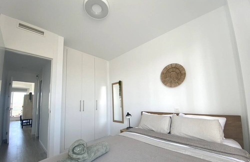New Golden Mile Apartment | Superb NEW apartment with 3 bedrooms, Sea & Mountain views, swimming pool, WIFI