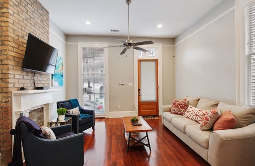 Faubourg Livaudais House | Walk to Historic St. Charles Street!