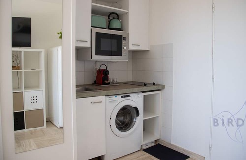Mandelieu-La-Napoule Apartment | ELEGANT STUDIO WITH MARINA, SEA AND ESTEREL VIEW, SWIMMING POOL, HIGH FLOOR