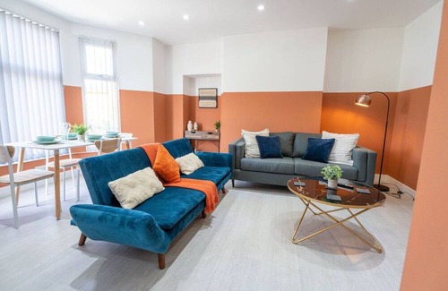 Newport Apartment | Stylish and spacious 1Br apartment