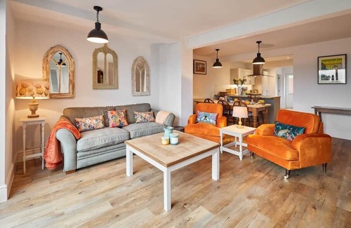 Hognaston House | Host & Stay | The View at Orchard View