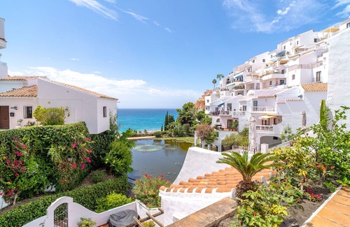 Chimenea Apartment | Capistrano Playa 715 by Casasol