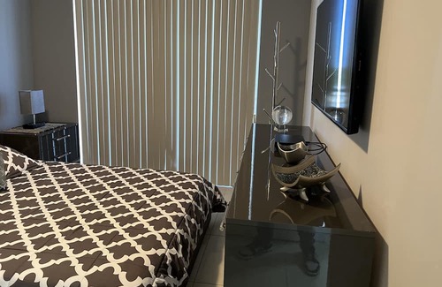 Doral Apartment | Amazing Apartment Downtown Doral *Super Clean* New Listing* Close to Everything