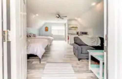 Long Beach Condo | Aubrey's Lookout at LazyOak.Life