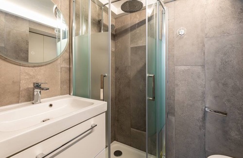 Lyon City Centre Apartment | DIFY Bonald - Quai du Rhône