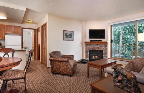 Whistler Village Condo | Whistler Village Cascade Lodge Resort, Walk or Shuttle to lifts Year round Pool!