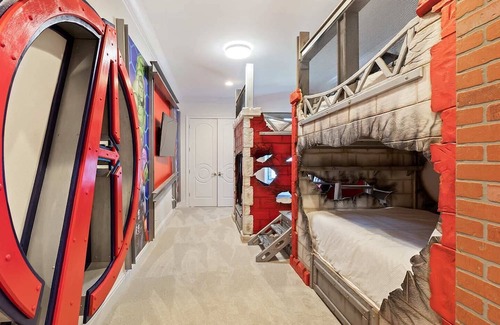 Reunion House | Marvelous Castle with Luxurious Large Pool at Reunion
