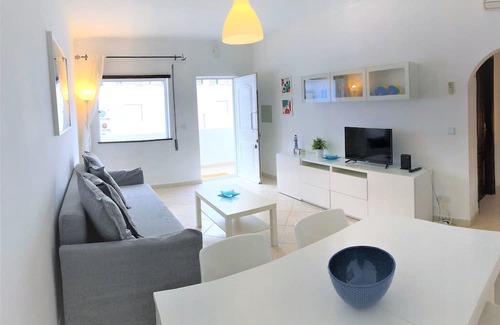 Altura Apartment | Apartment 250 meters from Altura beach with terrace, A / C and Internet