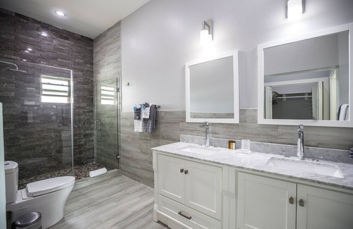 Long Bay Villa | 2BR PRIVATE VILLA WITH POOL, OCEAN VIEW, LUXURIOUS AMENITIES, STEPS TO THE BEACH