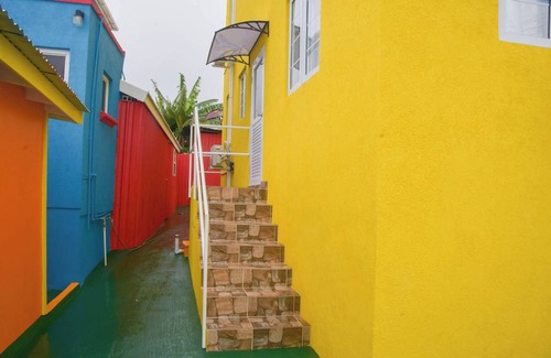 Ivy Apartment | Grateful 5bd by Zenbreak