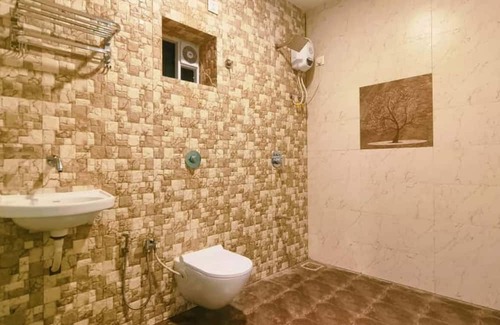 Waghoriya Hotel | Divydrashti Resorts