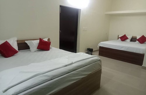 Bhubaneshwar House | ASHOK NANDINI GUEST HOUSE