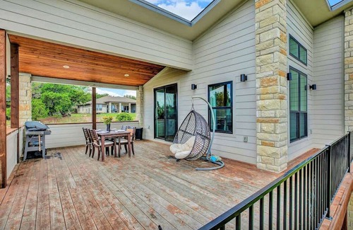 Point Venture House | Luxury Lakeview Home w/Pool & Beach Access! - Not Active