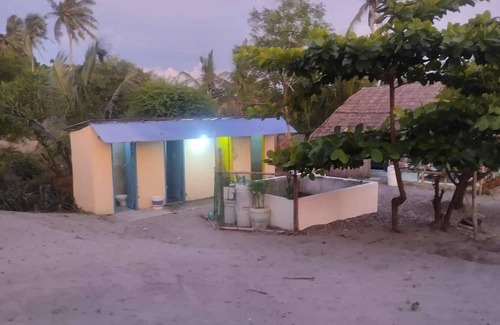 Binmaley Cottage | Asiong Beach Camp