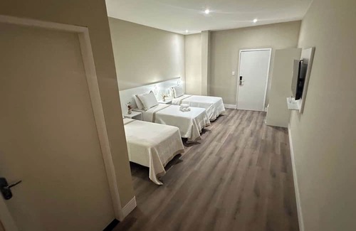Val-de-Caes Hotel | Amazon Park Hotel