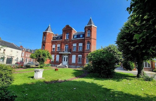 Avesnes-sur-Helpe Apartment | Le petit Château Avesnois