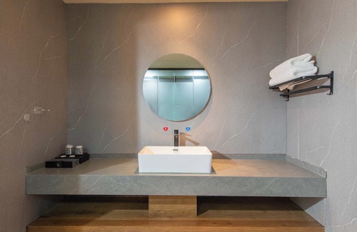 Shangri-La Hotel | Shangri-la Nine Shepherds Oxygen Retreat