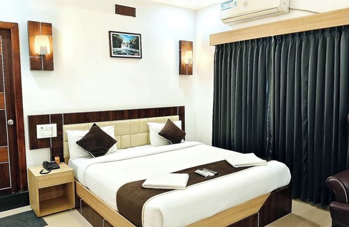 Tirupati Hotel | Hotel MS Pride - Prime Located