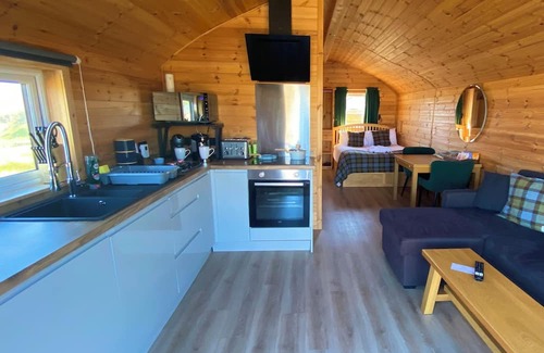 Aird Uig Bed & Breakfast | Seapods