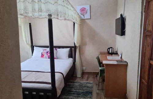 Central Region Cabin | Blissful lily lodge