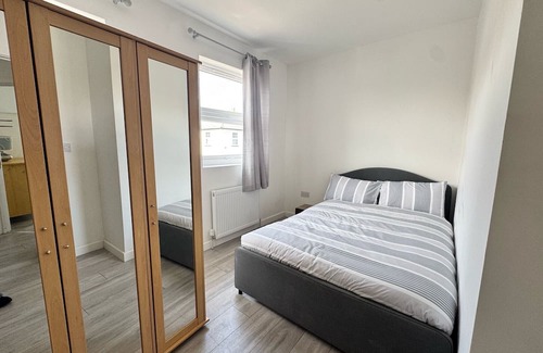 Belvedere Apartment | Three Double Rooms in Spacious Home