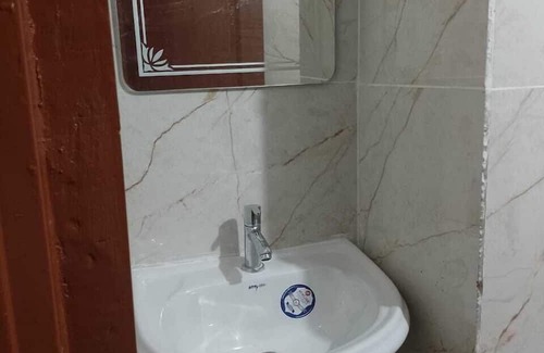 Udupi Cabin | UDUPI YATHRINIVAS