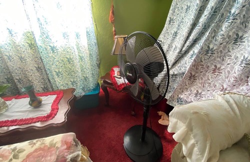 Havendale Cottage | Charming cottage in superb Kingston with AC, WiFi