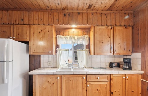 Greenbush Resort | Beachside Cottages for Groups - Sleeps Up to 40!