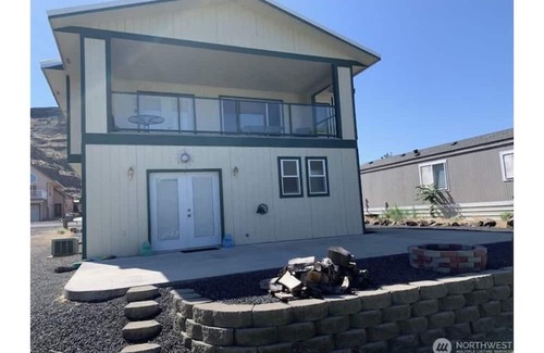Sunland Estates House | Spacious Oasisnn