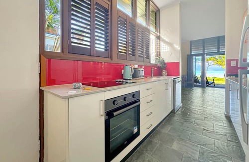 Wongaling Beach Apartment | Wongalinga Beachfront Apt 7
