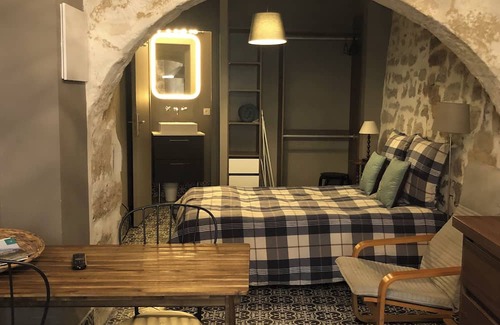 Villeneuve-les-Maguelone Apartment | Studio by the sea near Montpellier