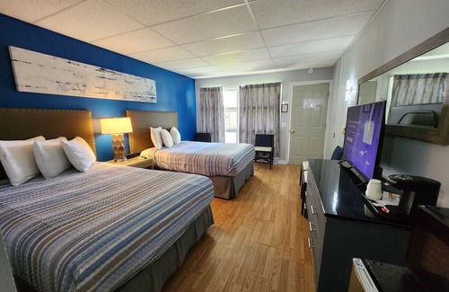 Lake George House | Charming 1-bedroom hotel with AC and WiFi in wonderful Lake George