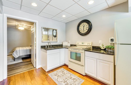 Louisa House | Cozy Louisa Escape w/Patio + Pool Access!