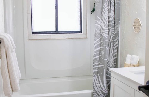 Oklahoma City House | Permaculture Bungalow Safe Haven - 15 min away from downtown & Tinker!