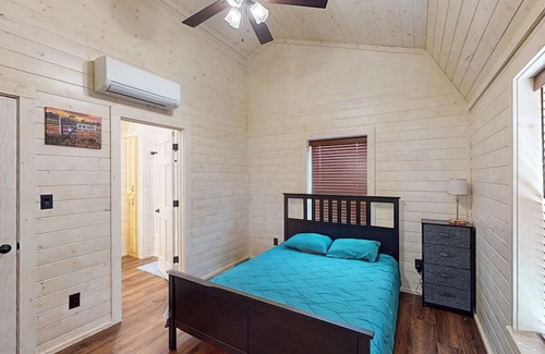 Paige House | Cozy cottage with private pond, covered deck, + wifi