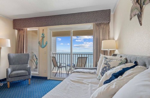Tampa Resort | Ocean front suite with views for days