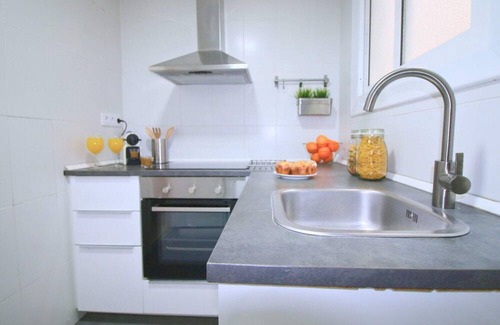 Collblanc y La Torrassa Apartment | Apartment Marti i Julia
