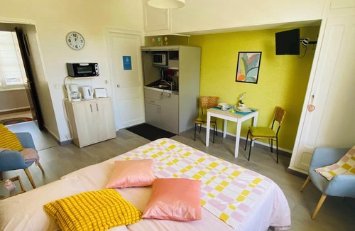 Bagnoles-de-l'Orne Apartment | Joli Studio "douceur" Meublé Dans Résidence, Quartier Belle Époque