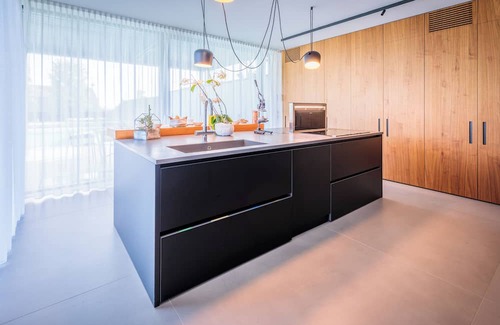 Arzergrande Villa | [30 min from Venice] LUXURY VILLA with SPA, POOL AND JACUZZI