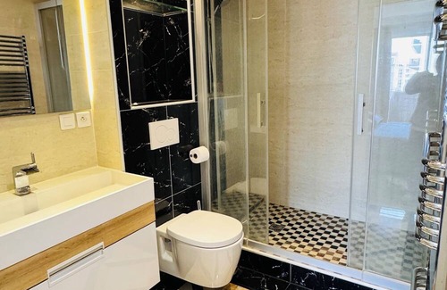 Cœur de Ville Apartment | Une chambre chez Léa à Paris La Défense