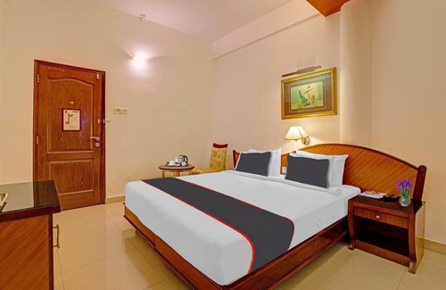Nedumangad Hotel | Collection O Hotel Indraprastha