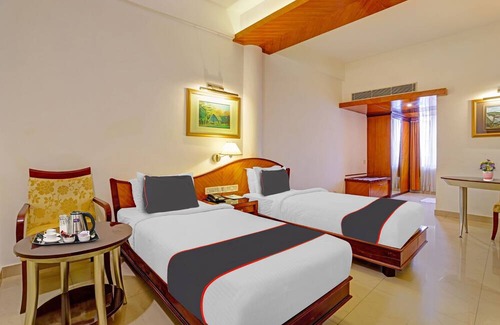 Nedumangad Hotel | Collection O Hotel Indraprastha